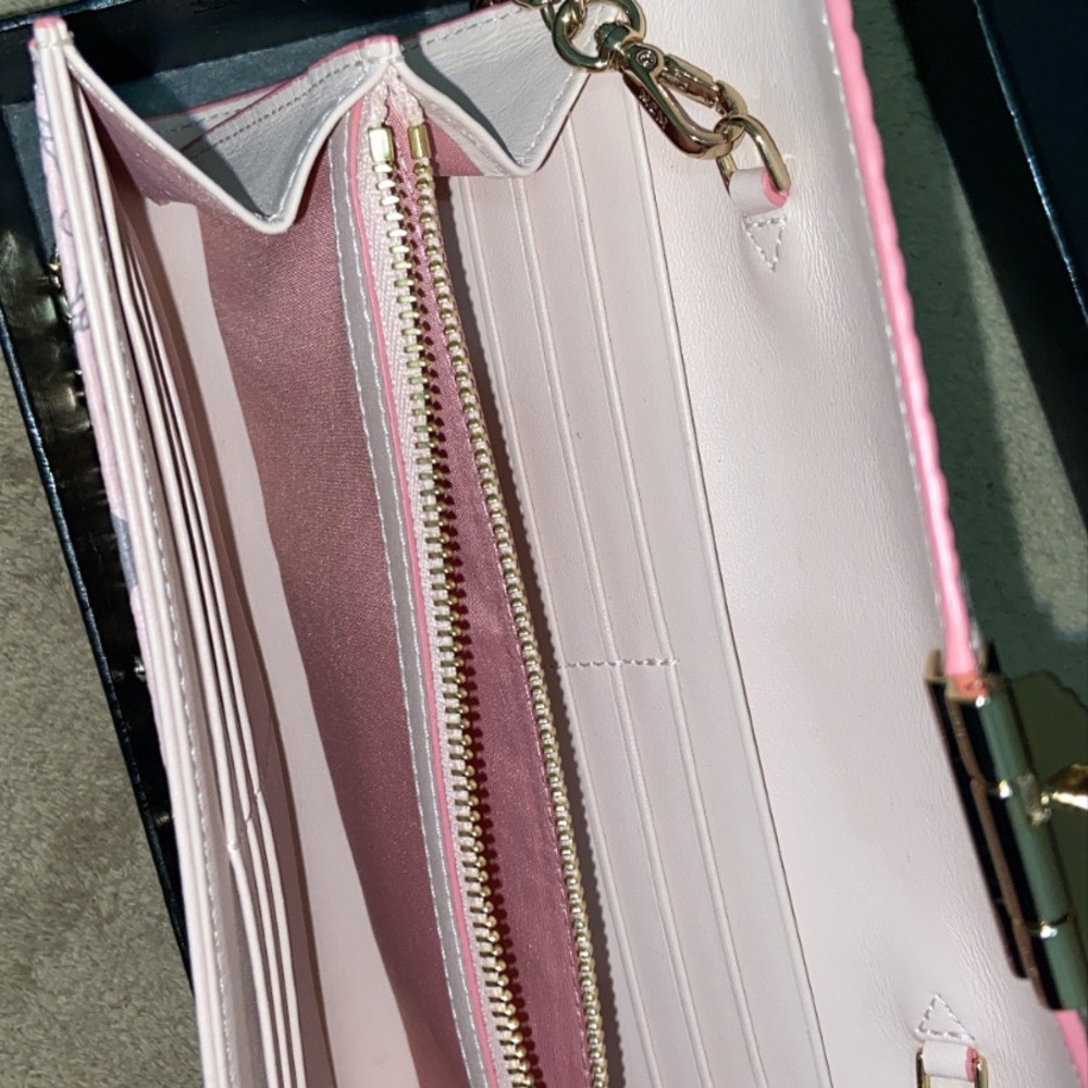 Private - Picture 3 of 7